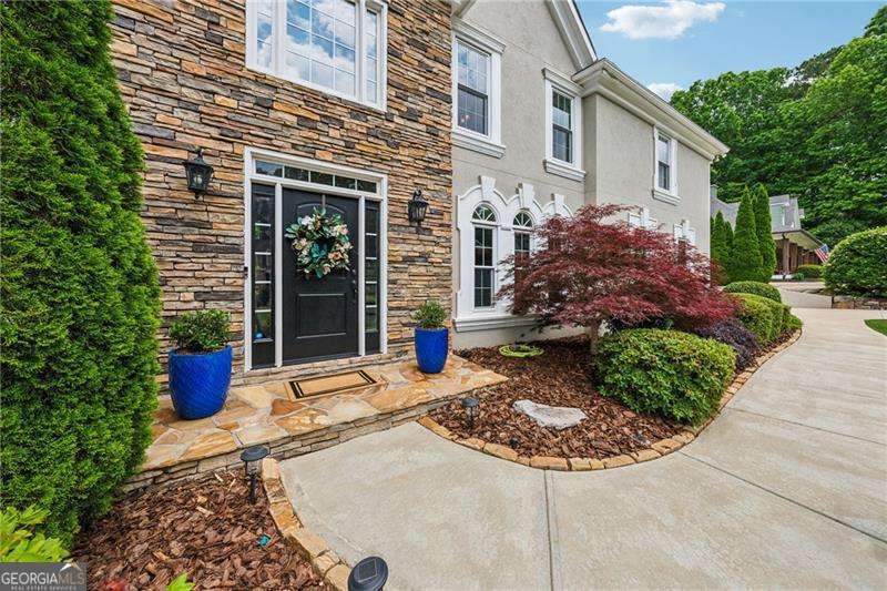 641 Lake Overlook DR