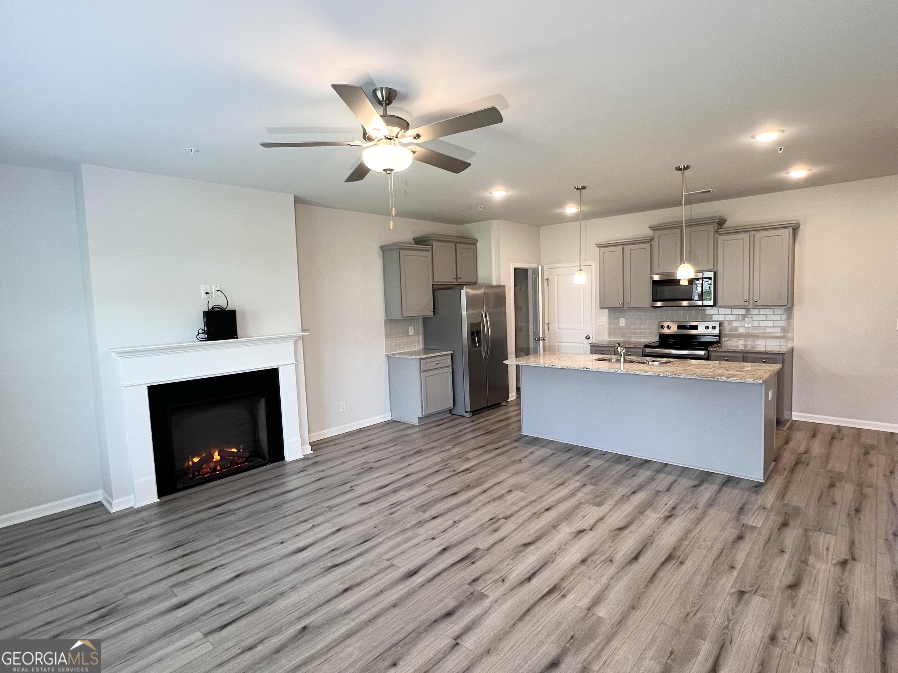 11707 Chatham DR