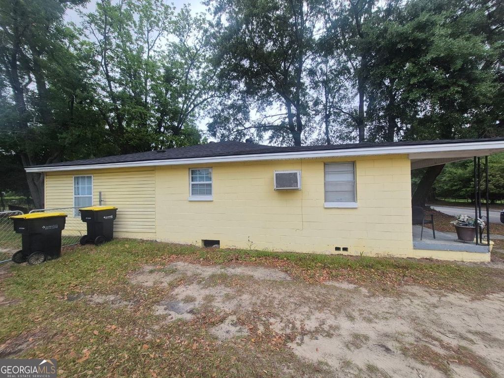 Photo of 4015 Rockdale Street, Savannah, GA 31405 (MLS # 10761104)