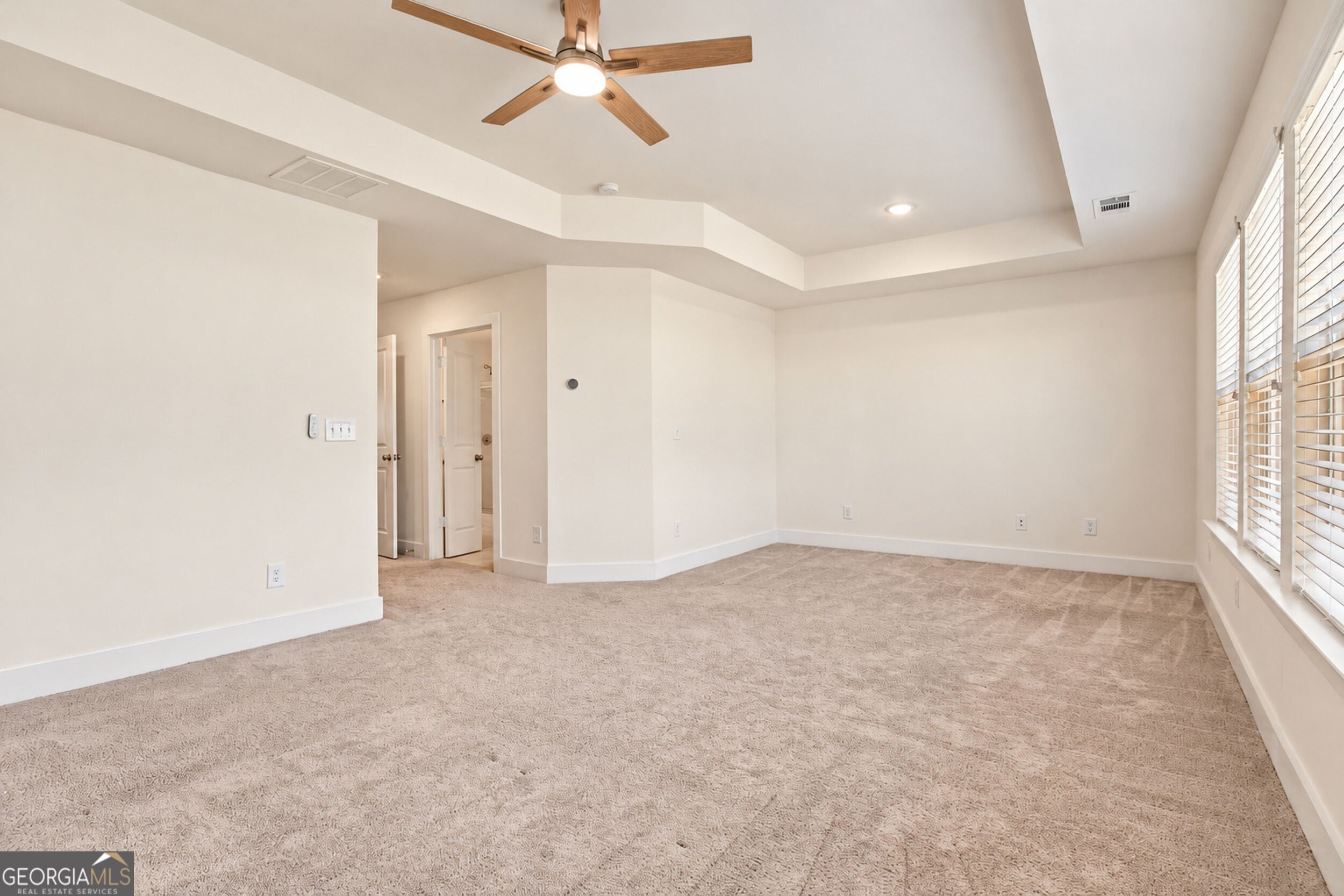2178 Flying Spur DR