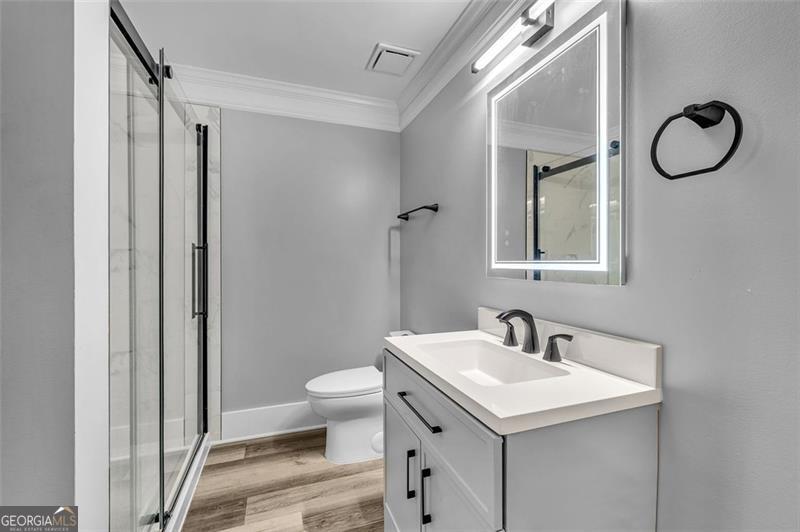 Douglasville, Georgia 30134, United States, 5 Bedrooms Bedrooms, ,3 BathroomsBathrooms,Residential,Active,254684