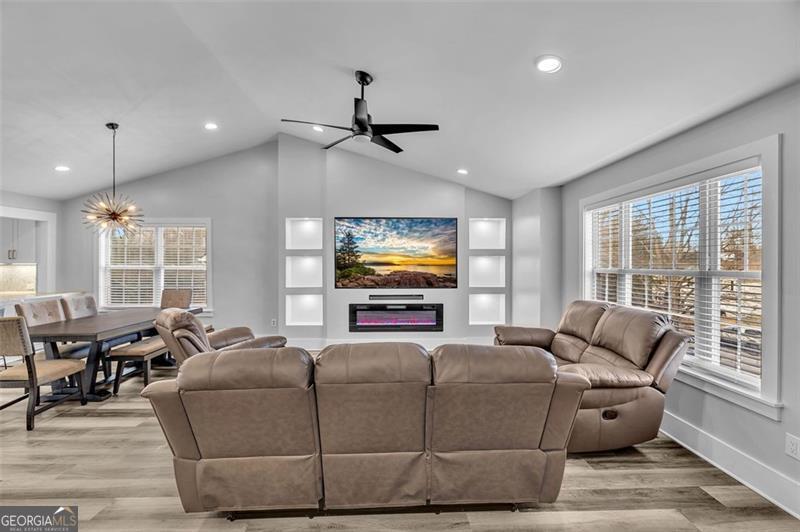 Douglasville, Georgia 30134, United States, 5 Bedrooms Bedrooms, ,3 BathroomsBathrooms,Residential,Active,254684