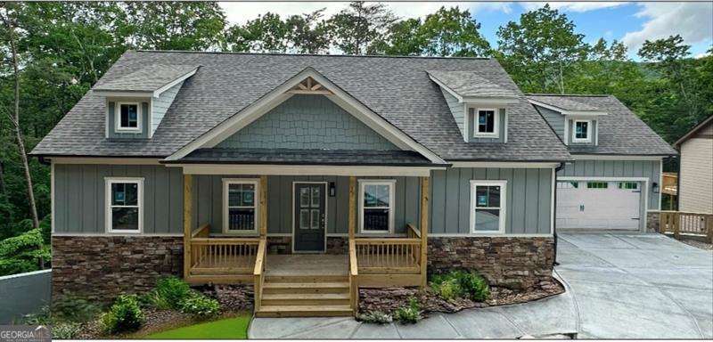 138 Lakewood DR