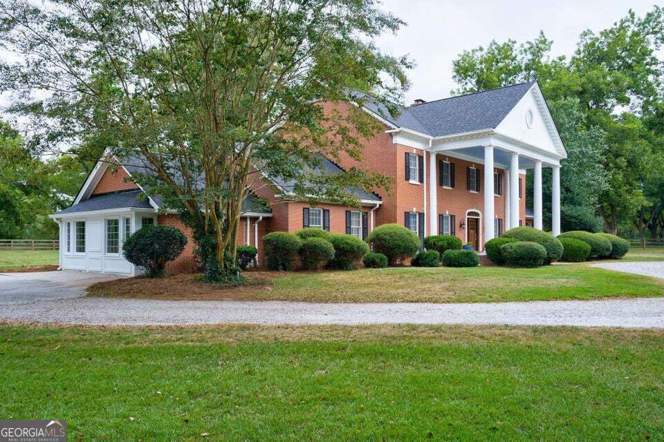 1638 Cedar Rock RD