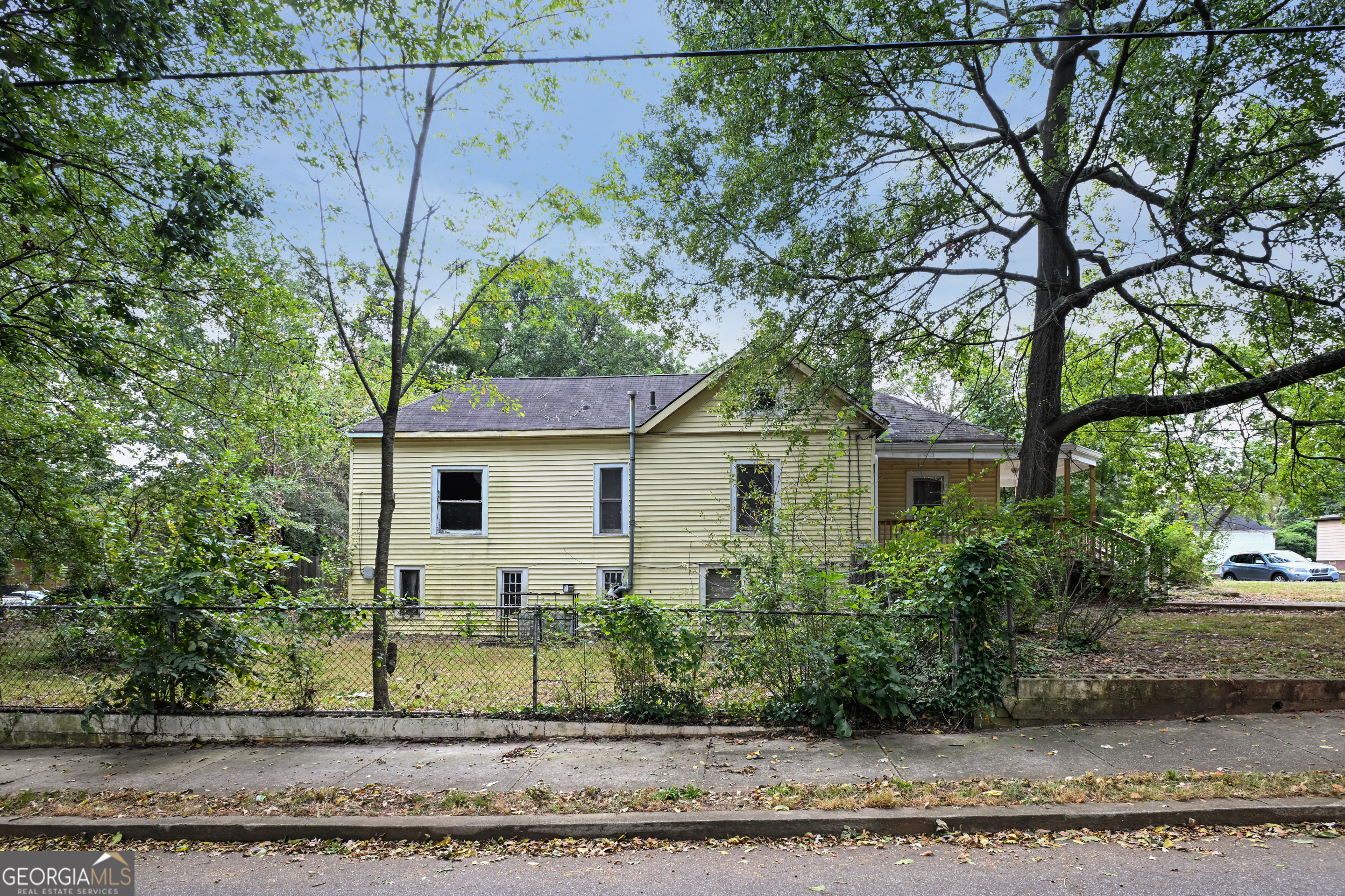 1422 Athens AVE SW