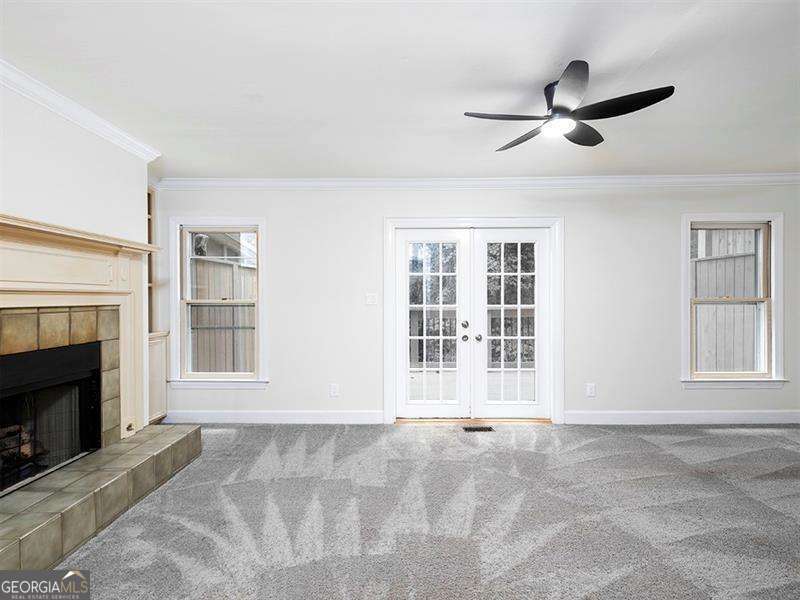 742 OLDE TOWNE LN