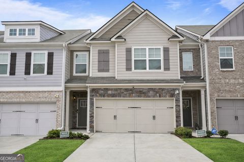 7637 Avalon BLVD Fairburn GA 30213