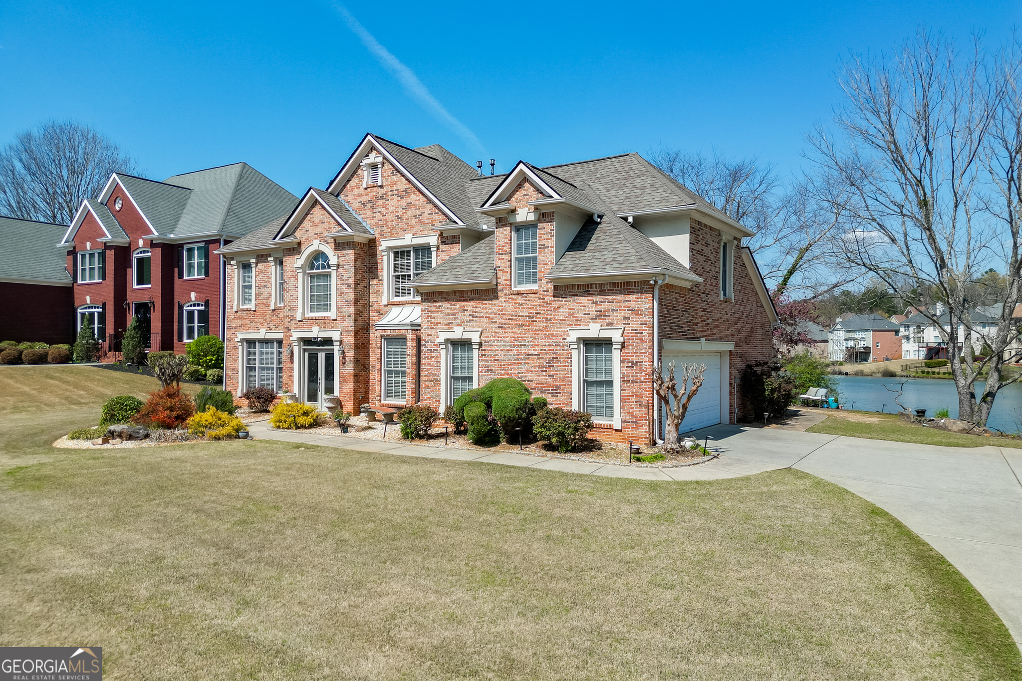 3795 Regal Oaks DR