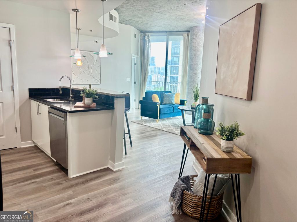 Photo of 361 17th Street NW #1603, Atlanta, GA 30363 (MLS # 10656498)