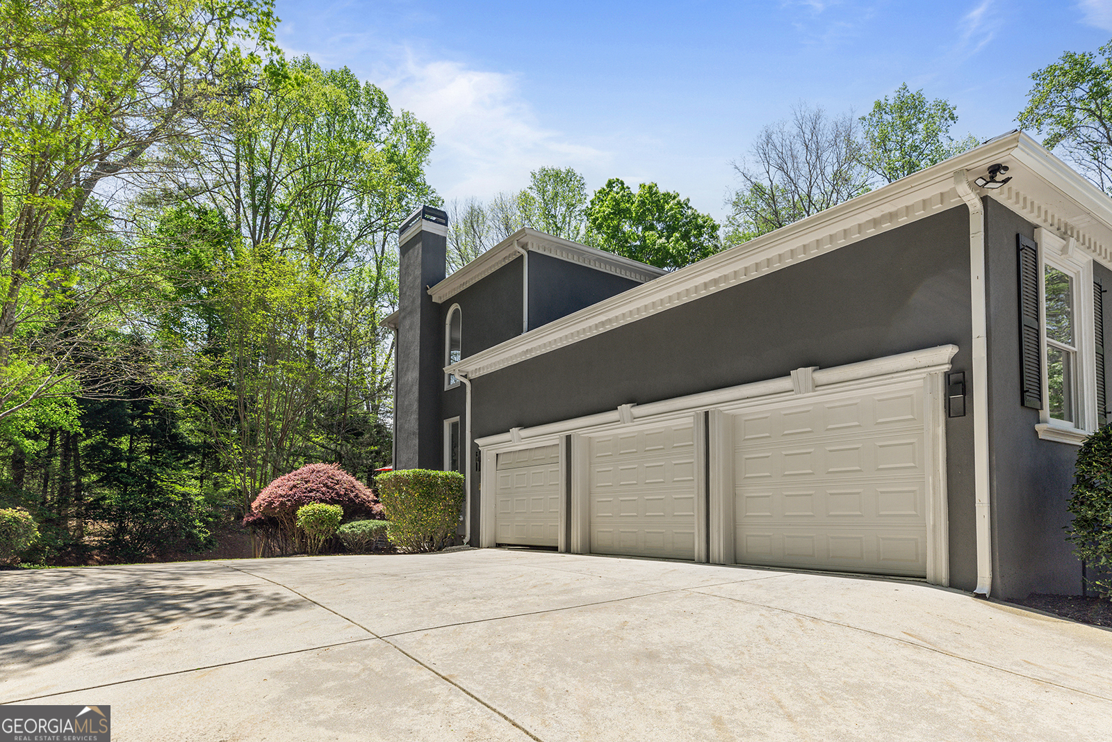 335 Birkdale DR