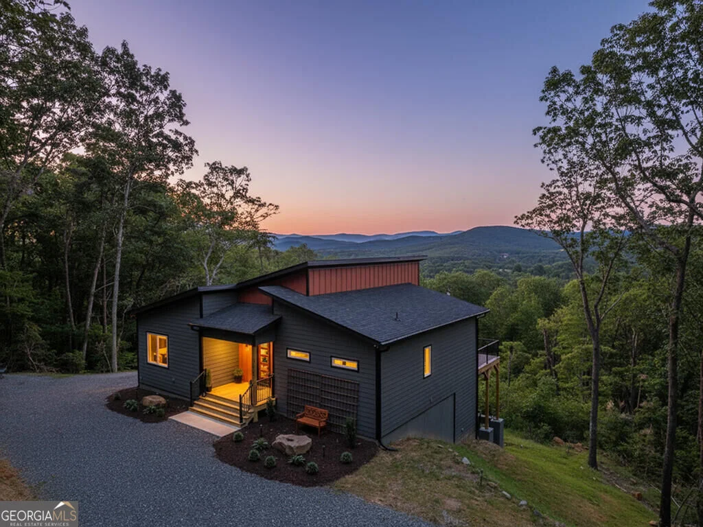 156 Sky High Drive Unit 22