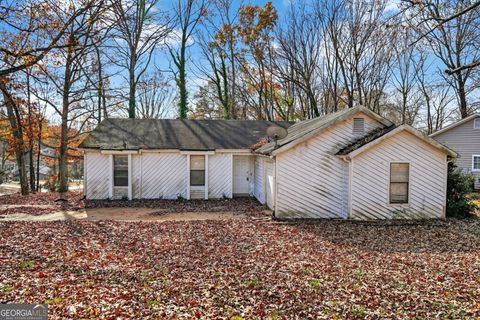 Photo of 868 Greenhedge Drive, Stone Mountain, GA 30088 (MLS # 10653844)