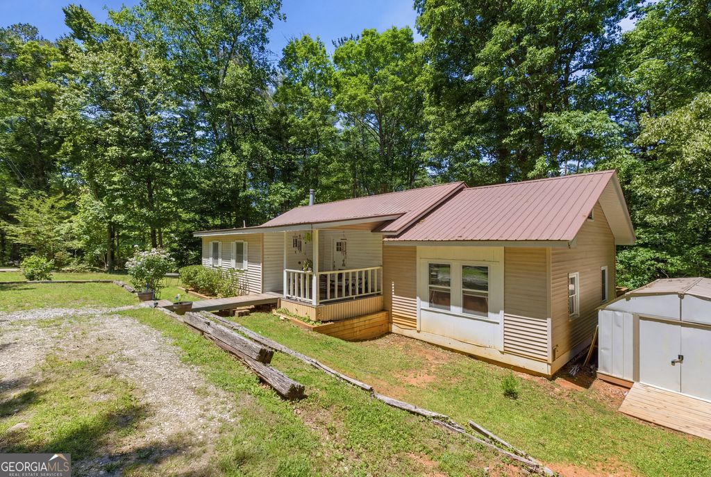 Photo of 313 Pratten Drive, Cleveland, GA 30528 (MLS # 10767052)