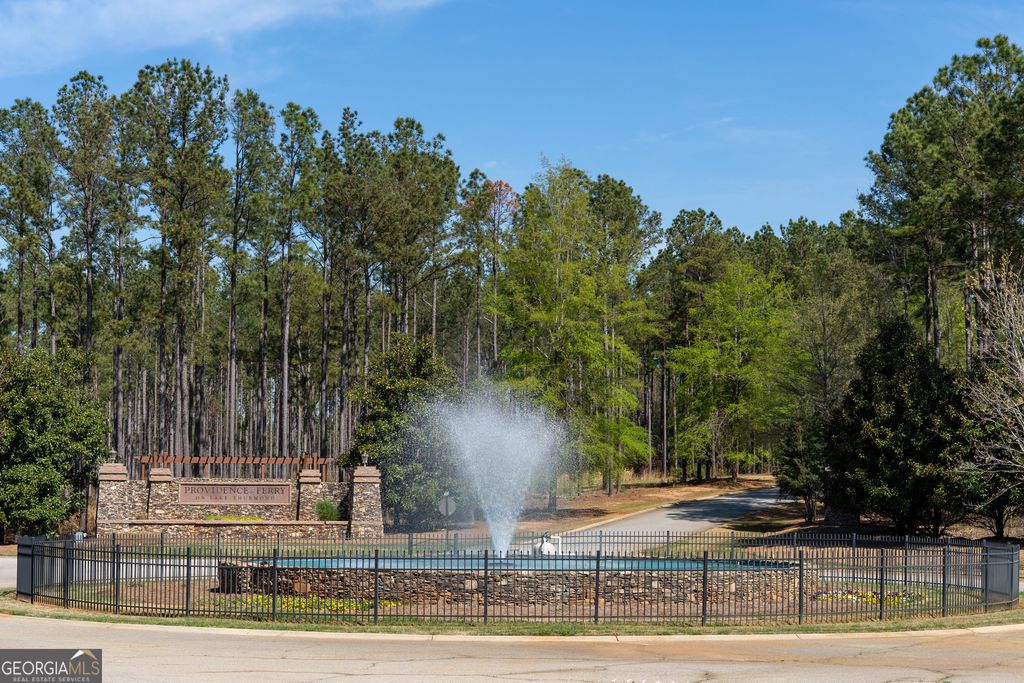 Photo of 23 S Pointe Cove, Lincolnton, GA 30817 (MLS # 10717913)