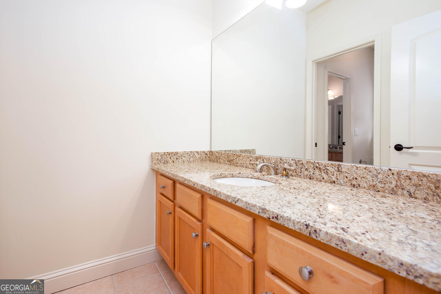 North Hembree Manor - Residential