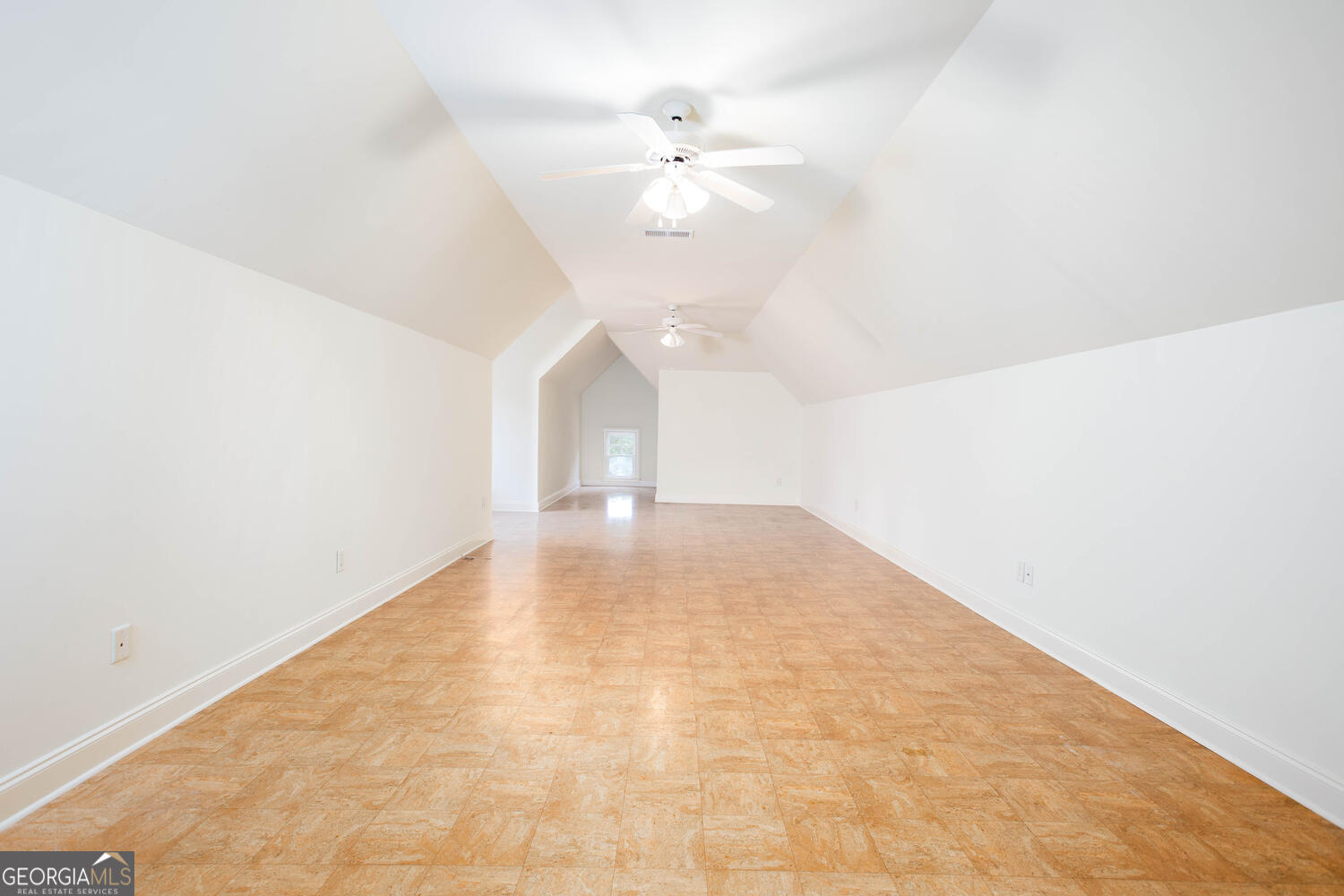 North Hembree Manor - Residential