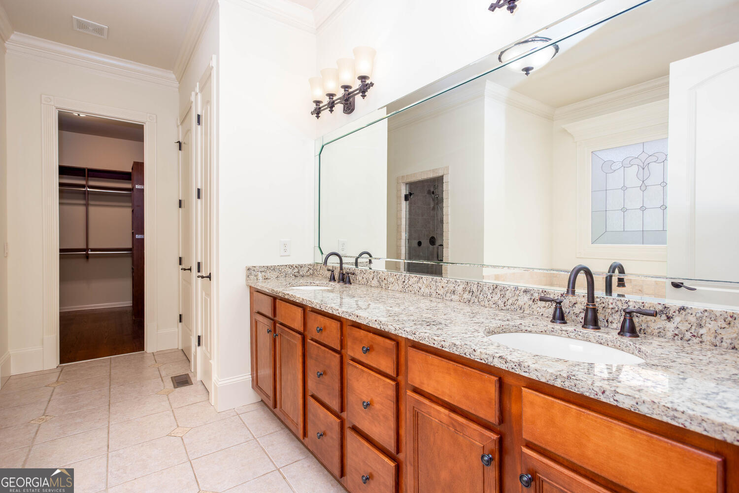 North Hembree Manor - Residential