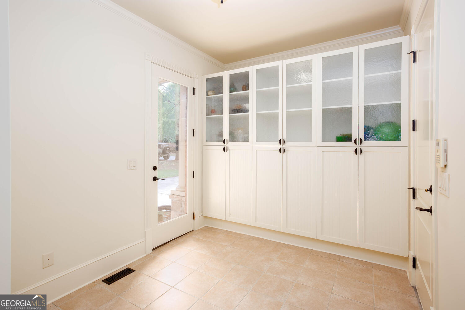 North Hembree Manor - Residential