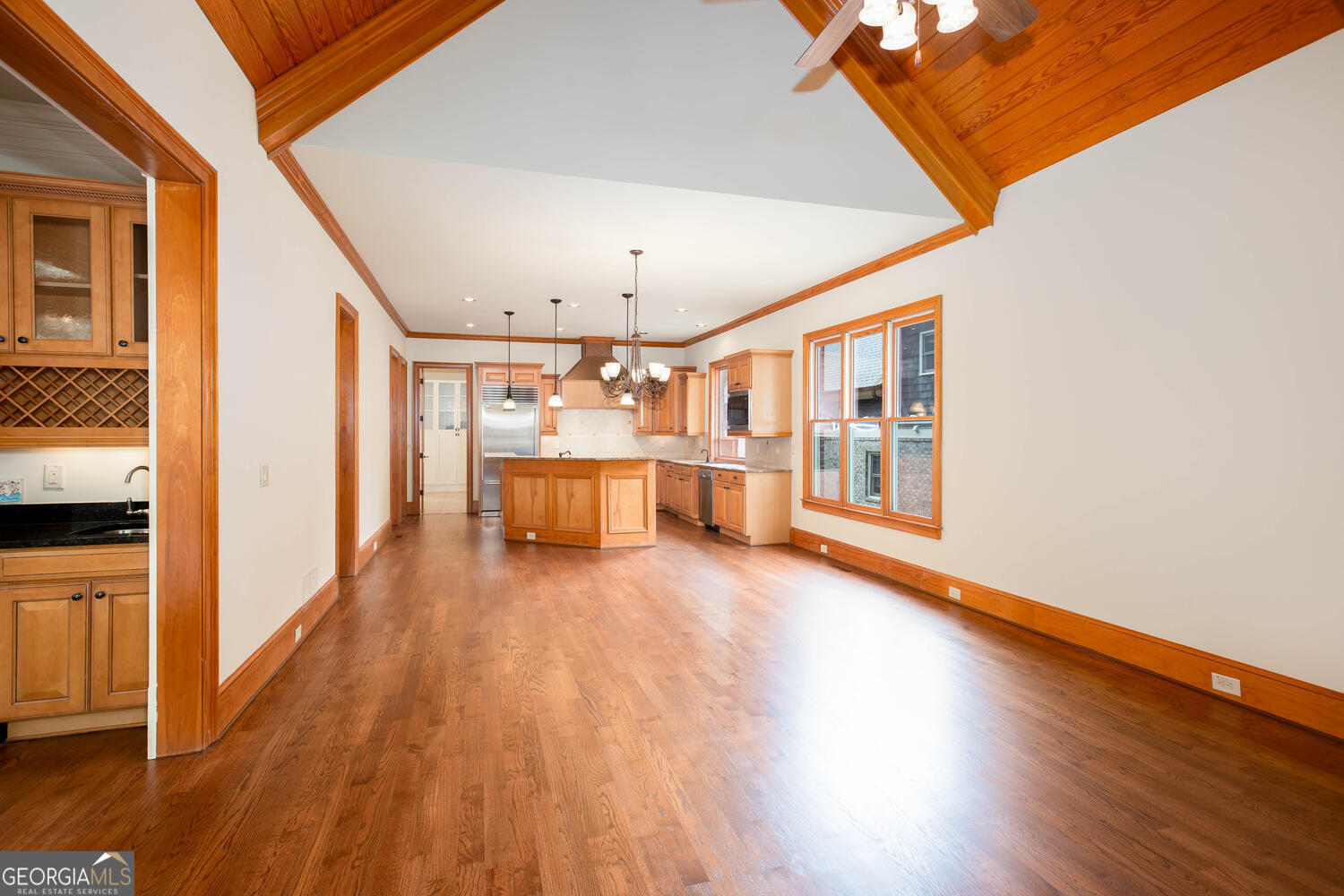 North Hembree Manor - Residential