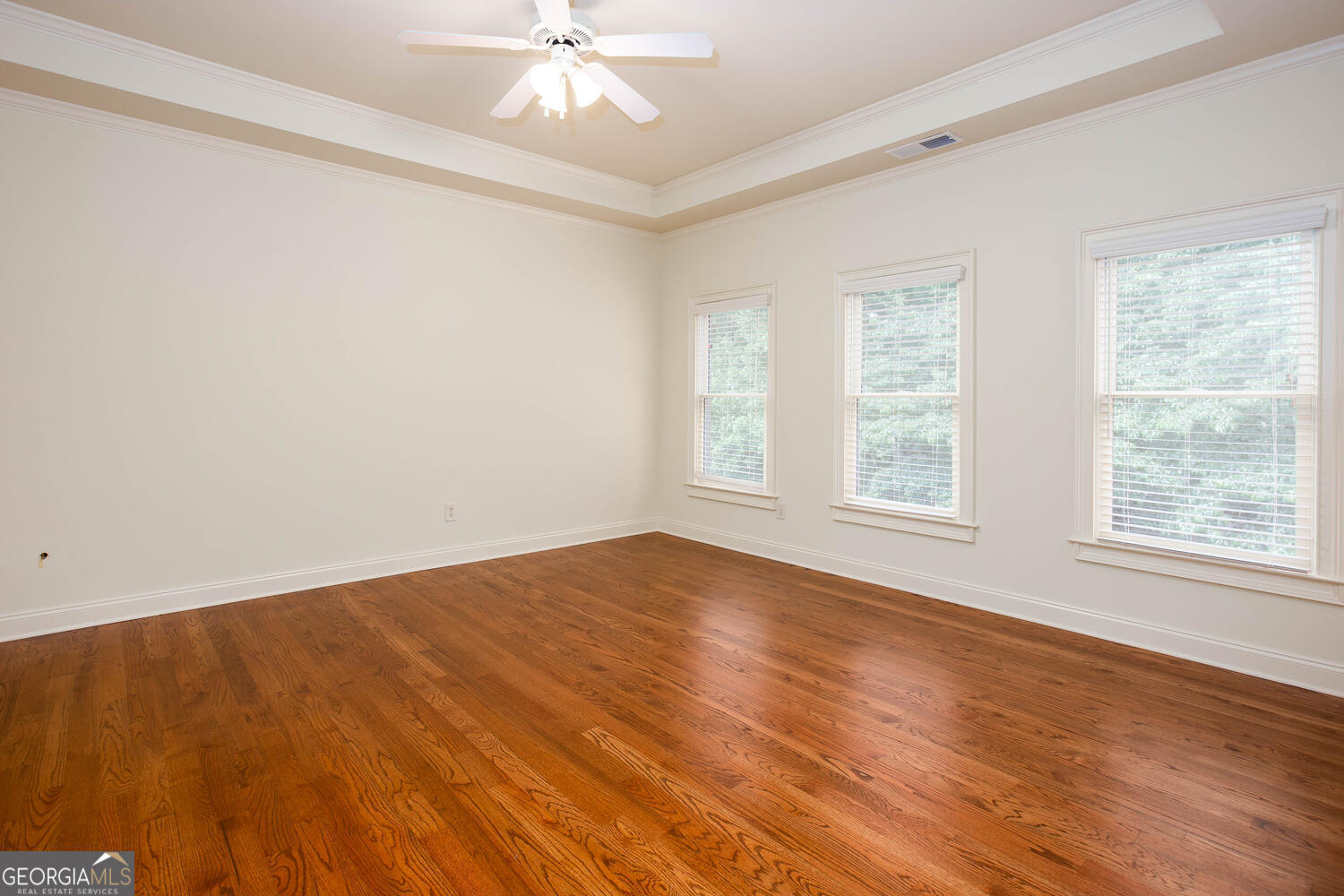 North Hembree Manor - Residential