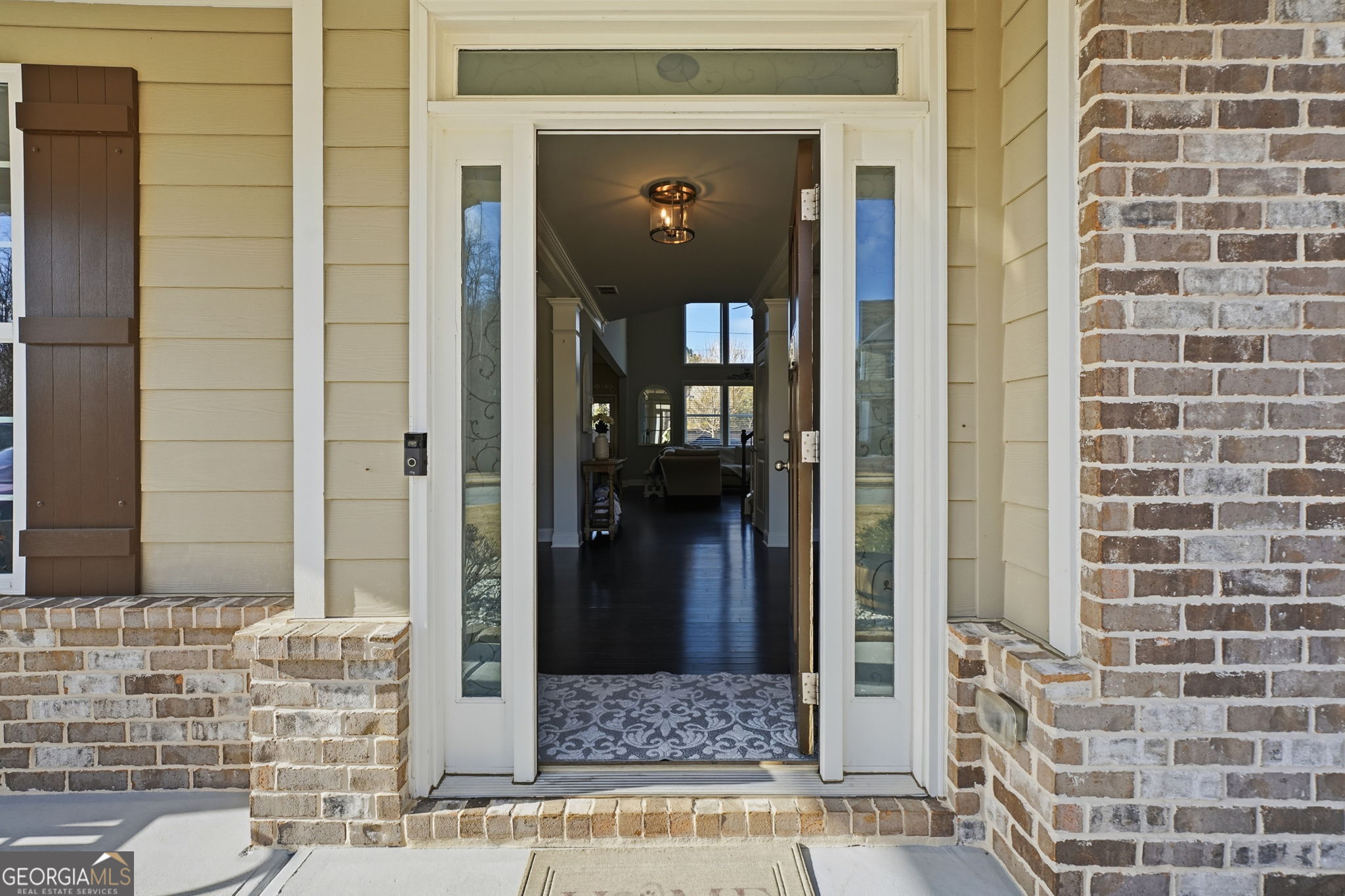 2731 Double Iron DR SW