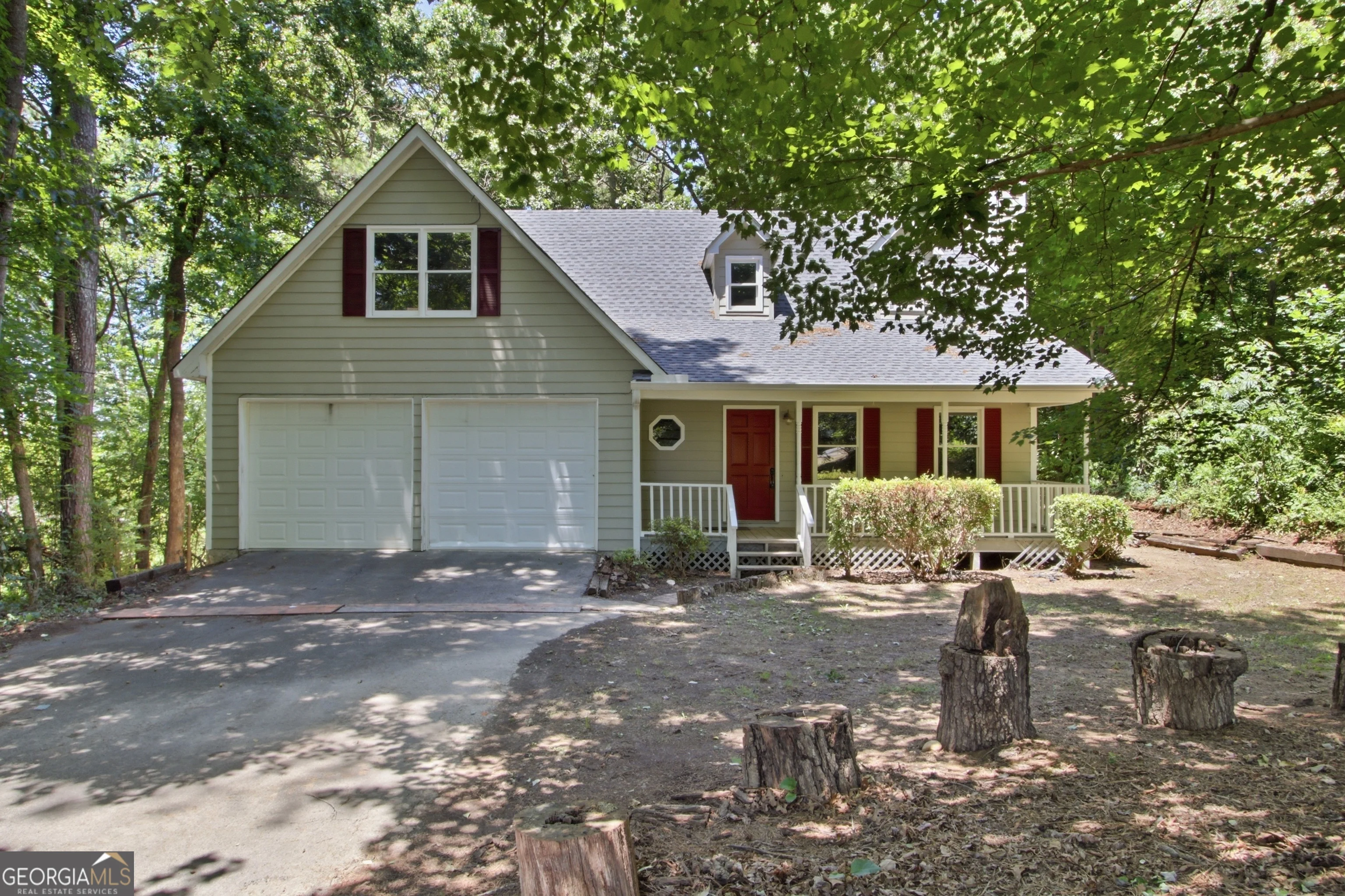 104 West Lane SE
