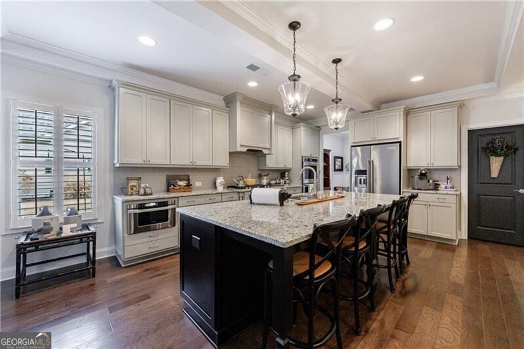 Photo of 137 Sweetbriar Farms Road, Woodstock, GA 30188 (MLS # 10673972)