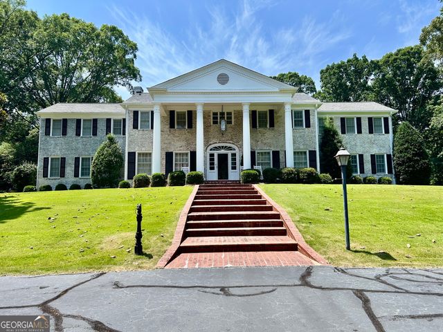 270 Dogwood LN