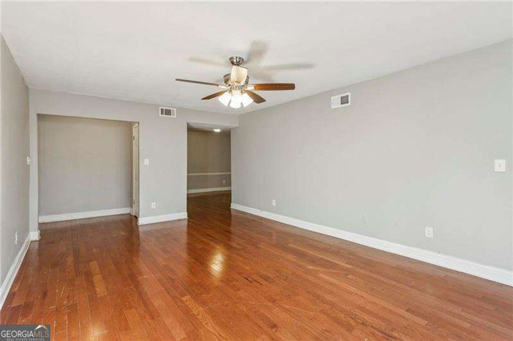 Photo of 6851 Roswell Road #I11, Atlanta, GA 30328 (MLS # 10664385)