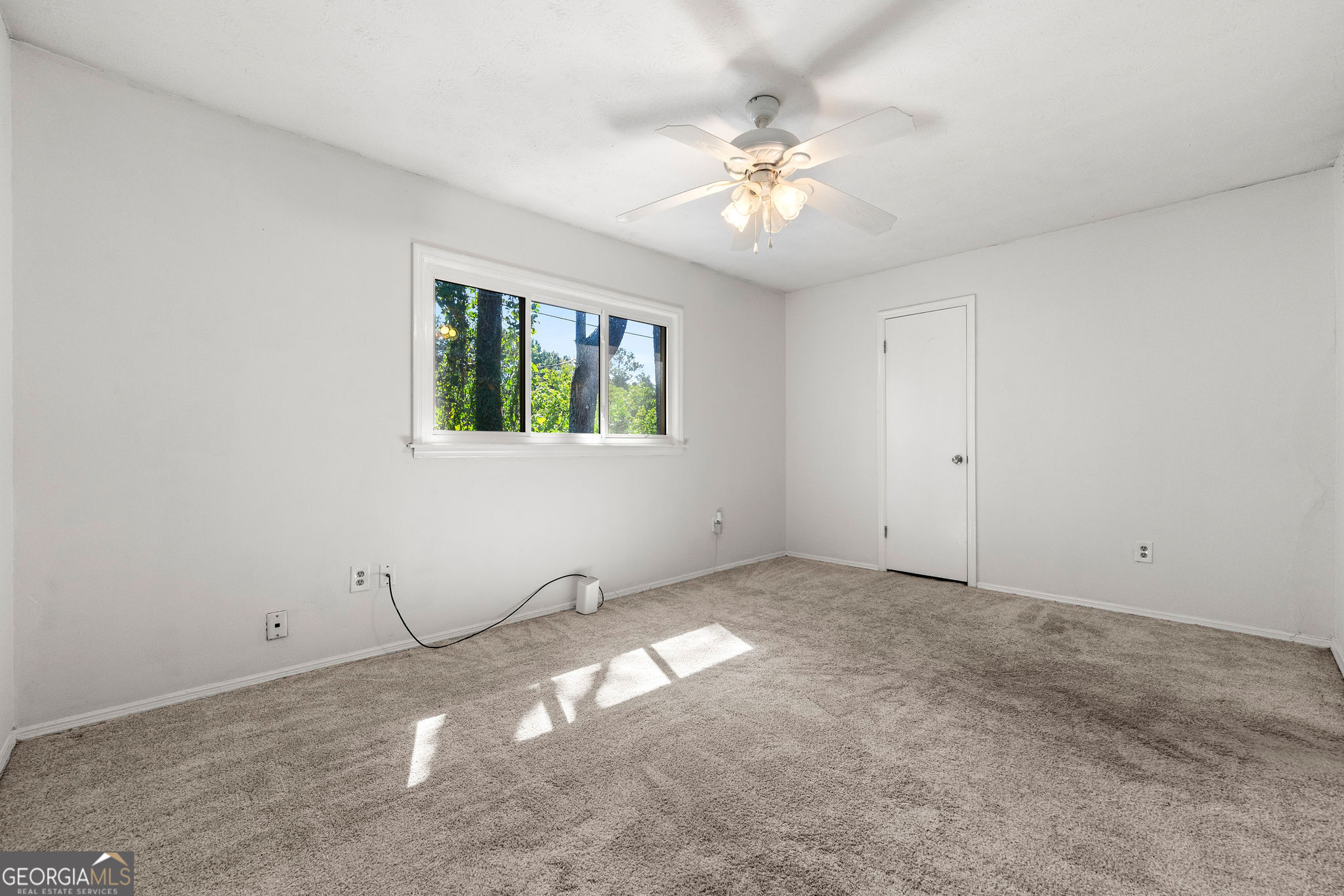 Ashborough Village Condos - Residential