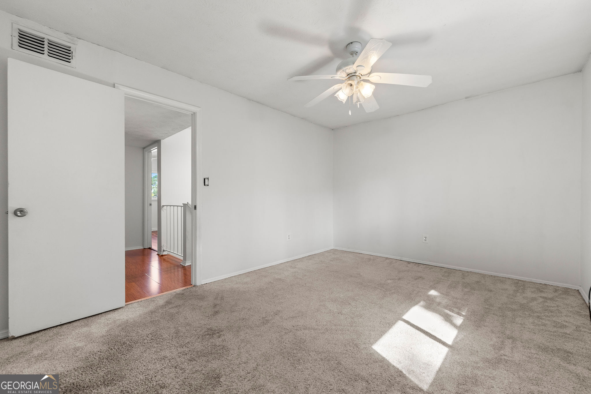 Ashborough Village Condos - Residential