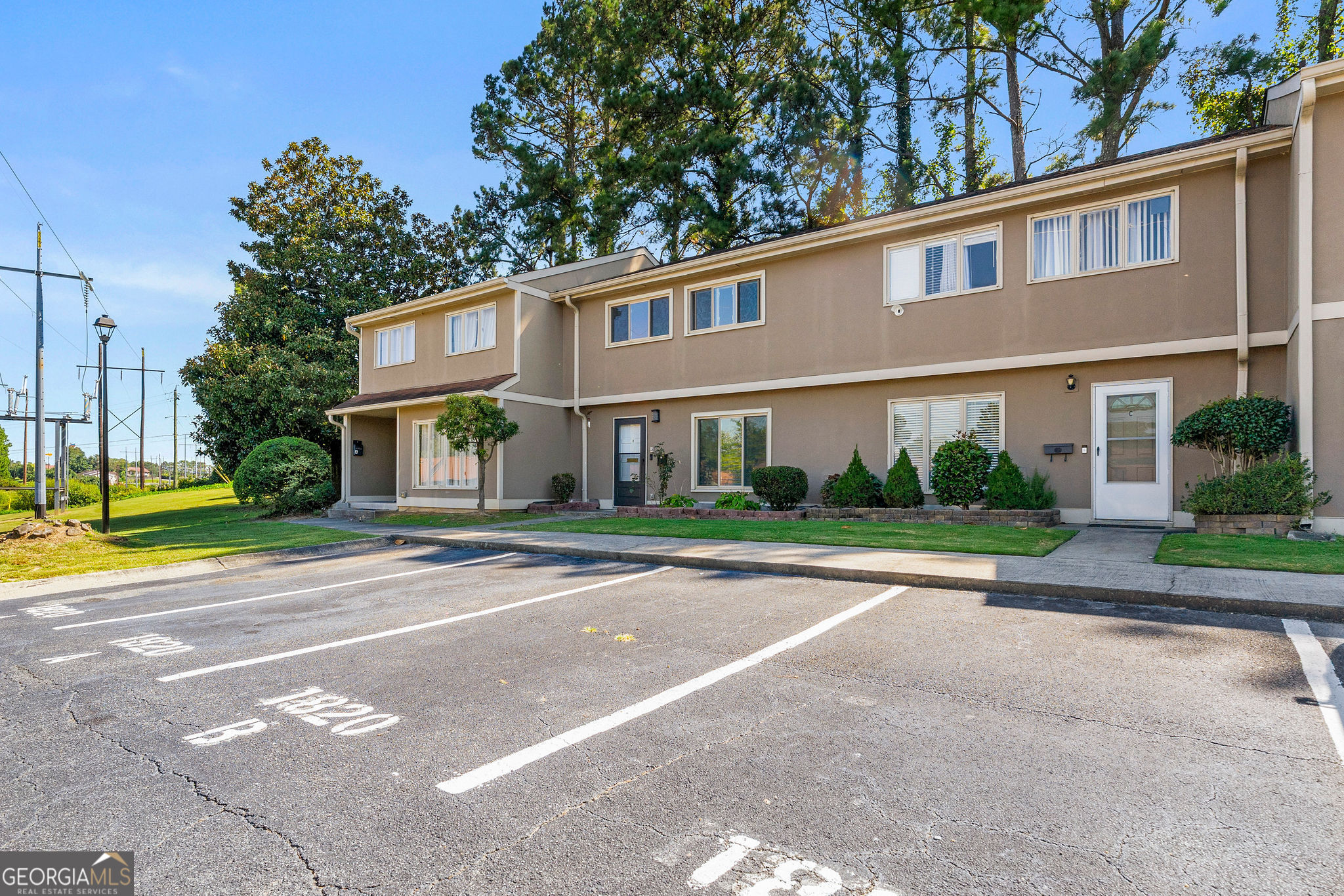 Ashborough Village Condos - Residential