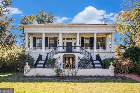 Photo of 112 Hillcrest Road, West Point, GA 31833 (MLS # 10637641)