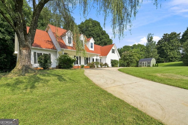 124 GOLDEN AUTUMN DR, DAHLONEGA, GA 30533 - Image 64482b28d7ad4e942eb41bd506e56f8f/2375258747