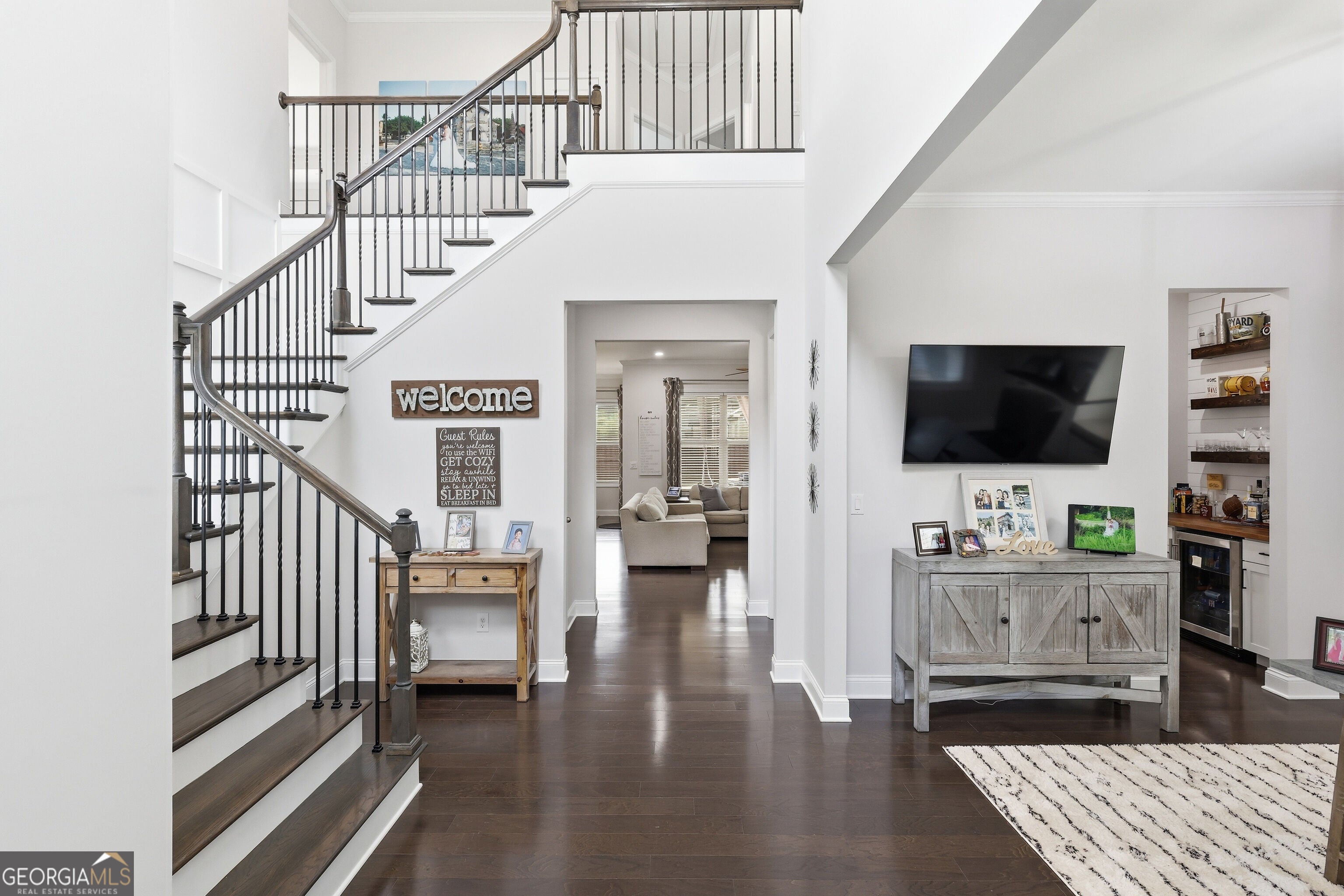 2438 Colby CT