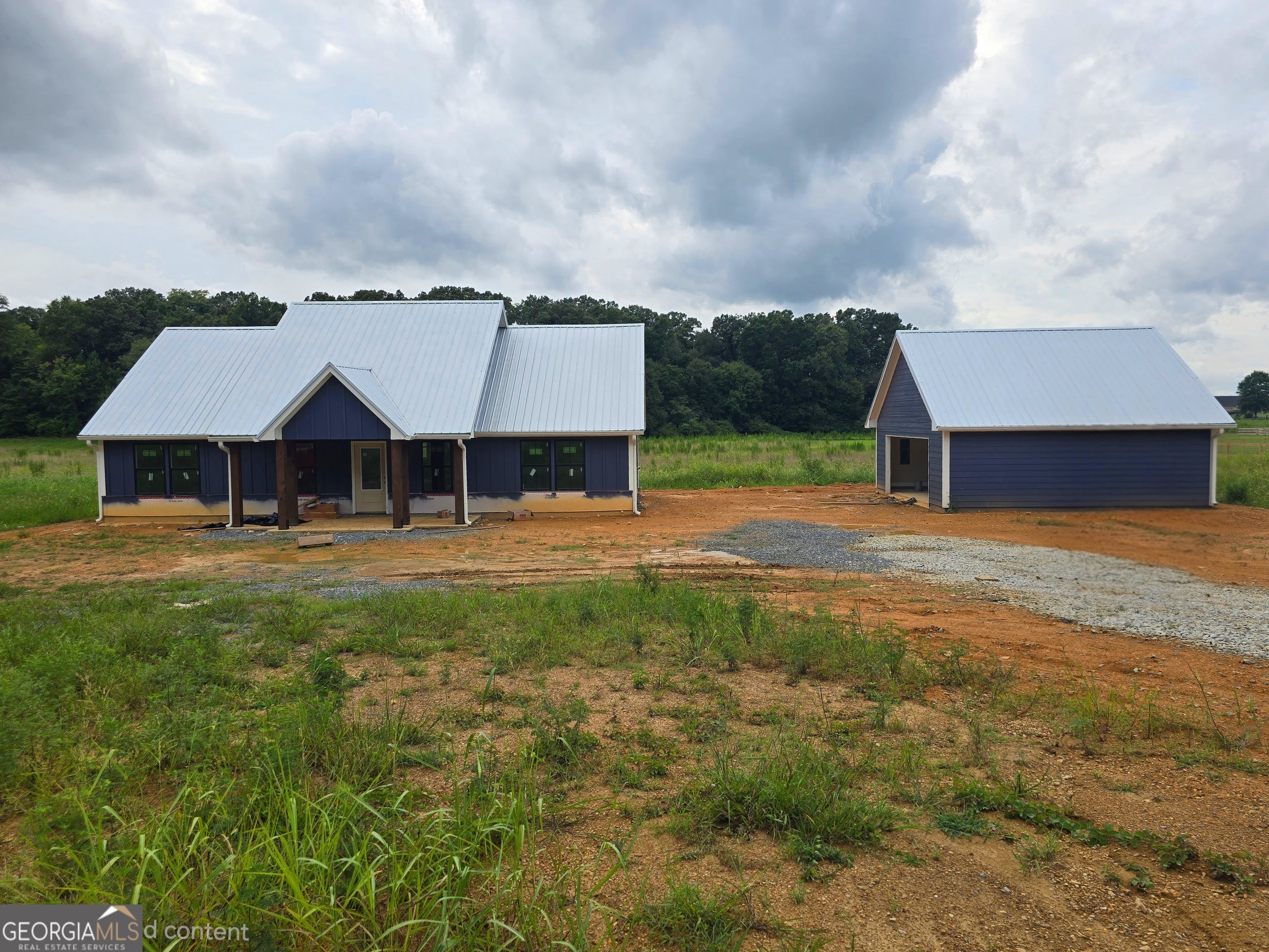 3300 Collard Valley RD