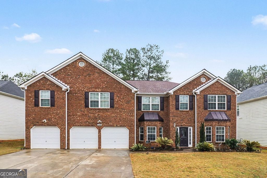 Photo of 326 Cog Hill Drive, Fairburn, GA 30213 (MLS # 10687269)