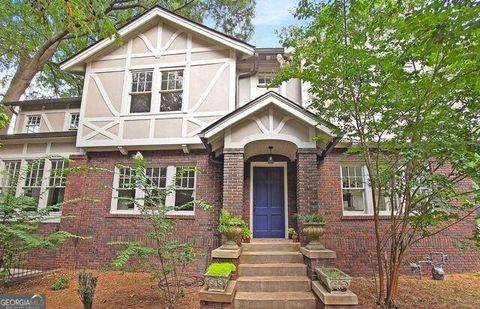 Photo of 2417 Glenwood Drive NE, Atlanta, GA 30305 (MLS # 10723949)