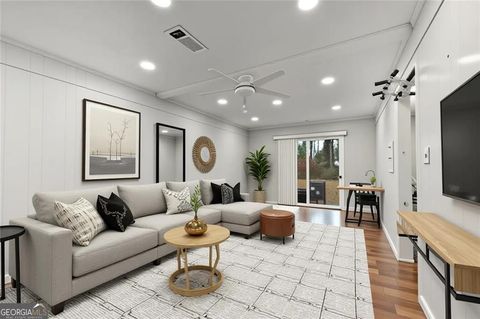 Photo of 1454 Helen Lane SW, Atlanta, GA 30331 (MLS # 10703646)