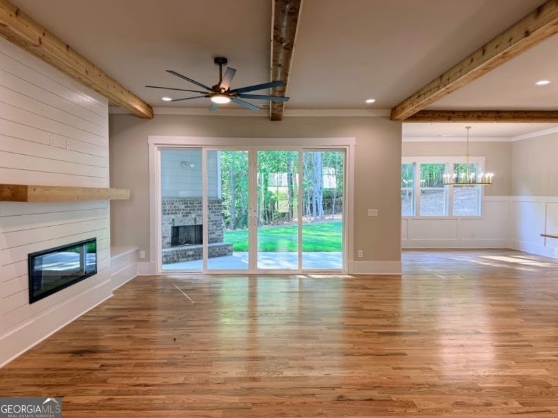 5840 Woodland Park CT