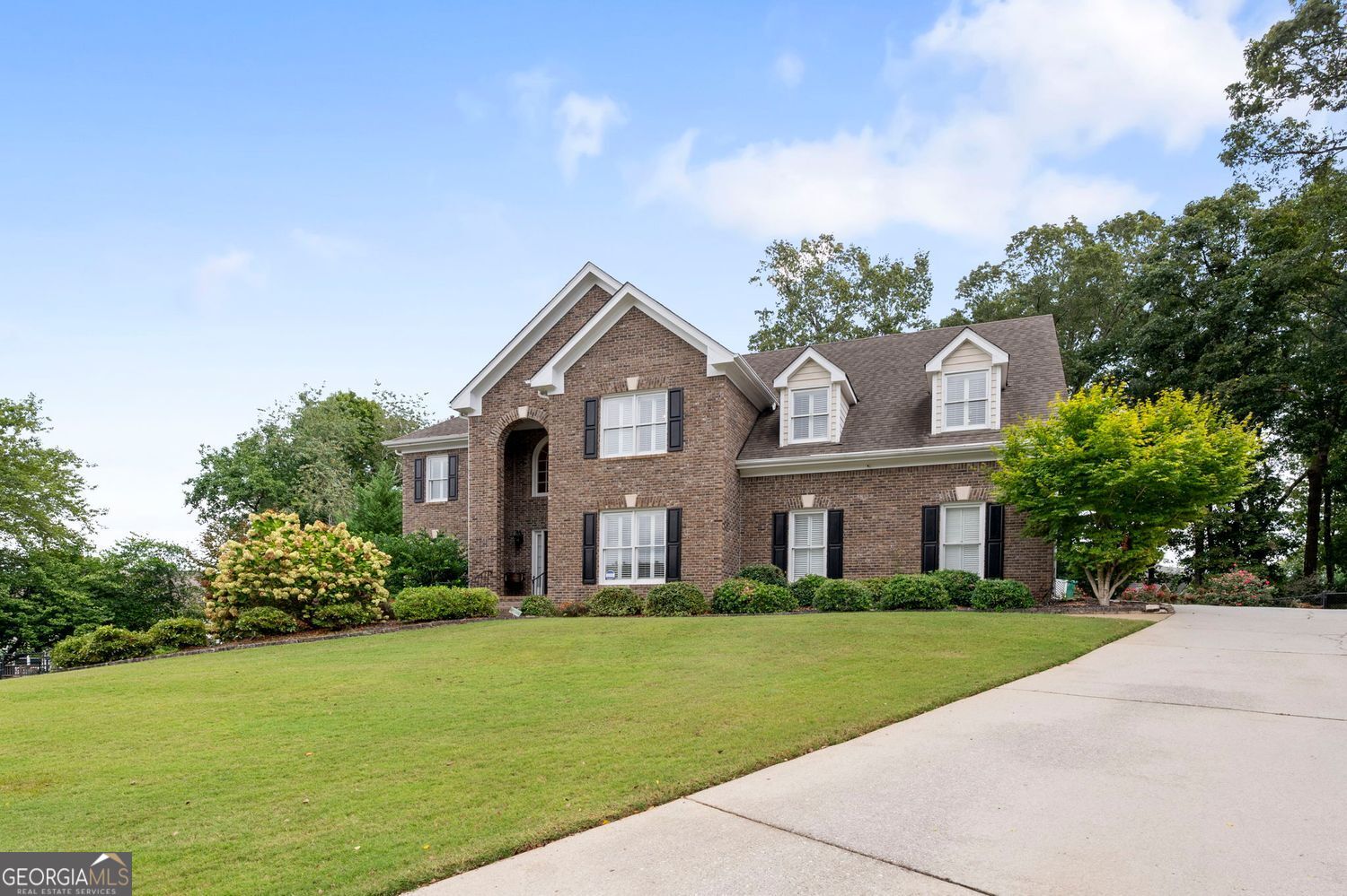 1404 Megan Danielle DR SW