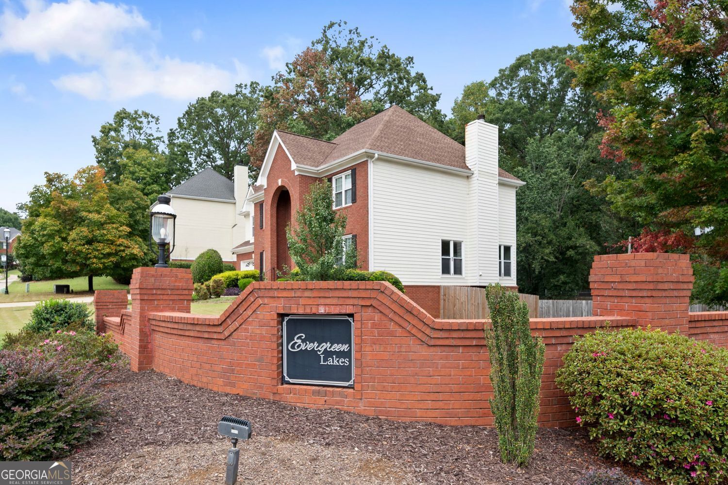 1404 Megan Danielle DR SW