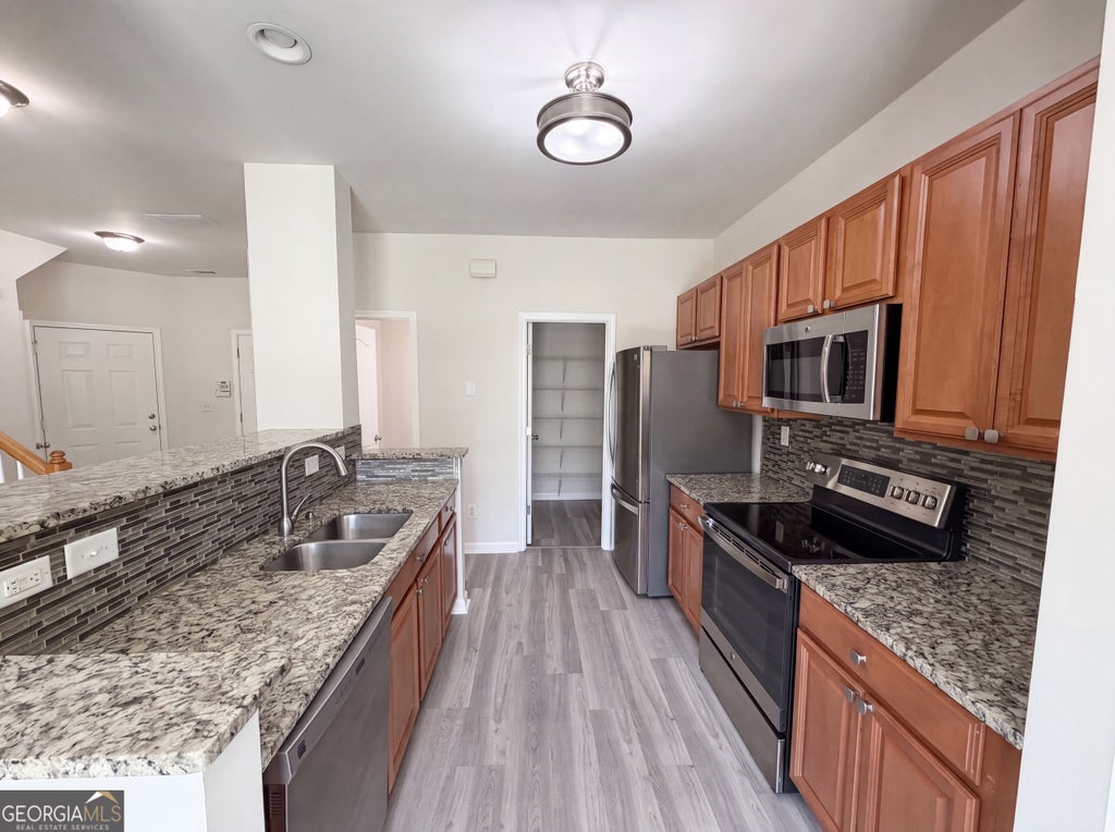 Photo of 1019 Ivydale Circle, Lawrenceville, GA 30045 (MLS # 10803729)