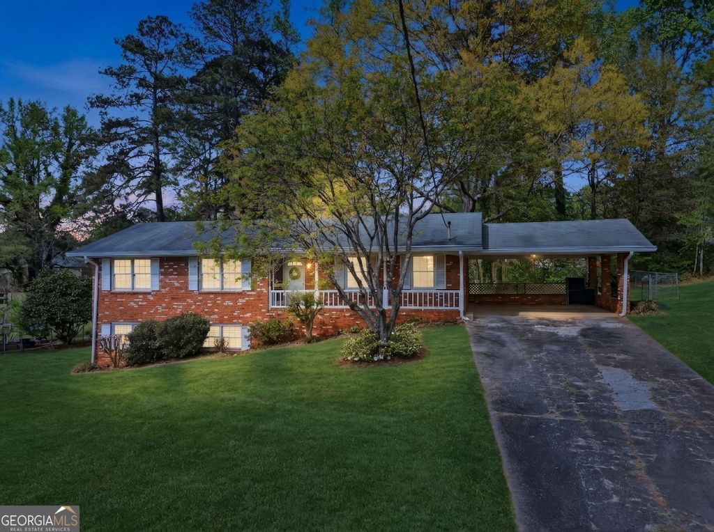 Photo of 391 Havilon Way SE, Smyrna, GA 30082 (MLS # 10724782)