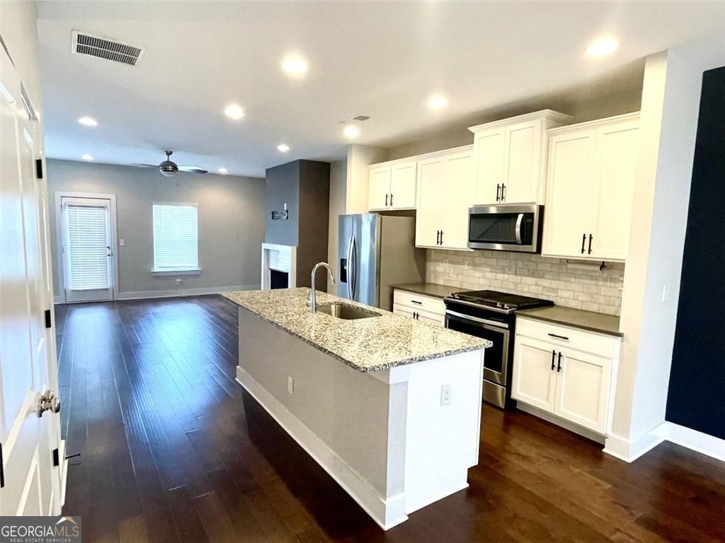 Photo of 3796 Oxford Circle, Doraville, GA 30340 (MLS # 10726448)