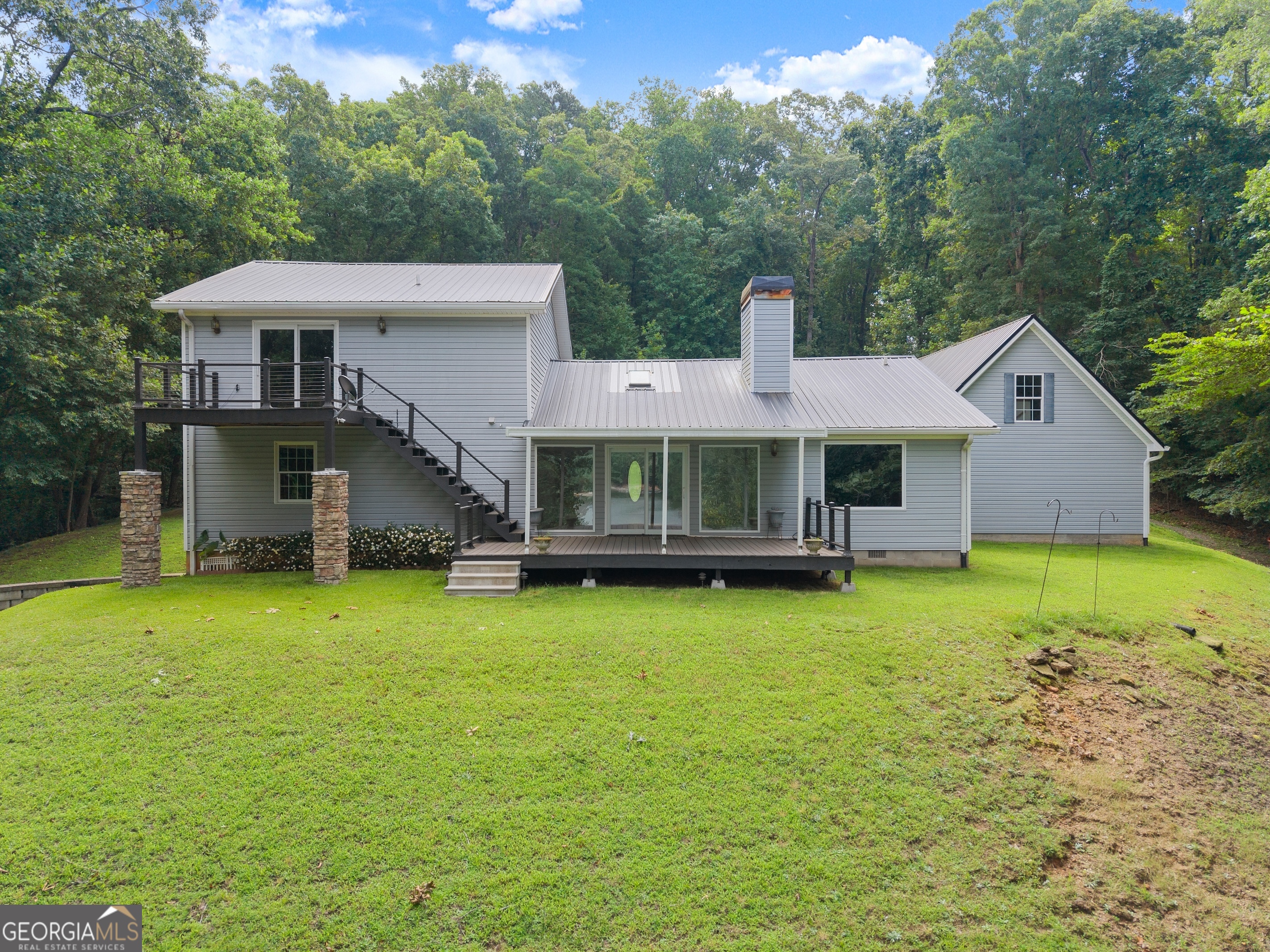 3366 Small Woods LN