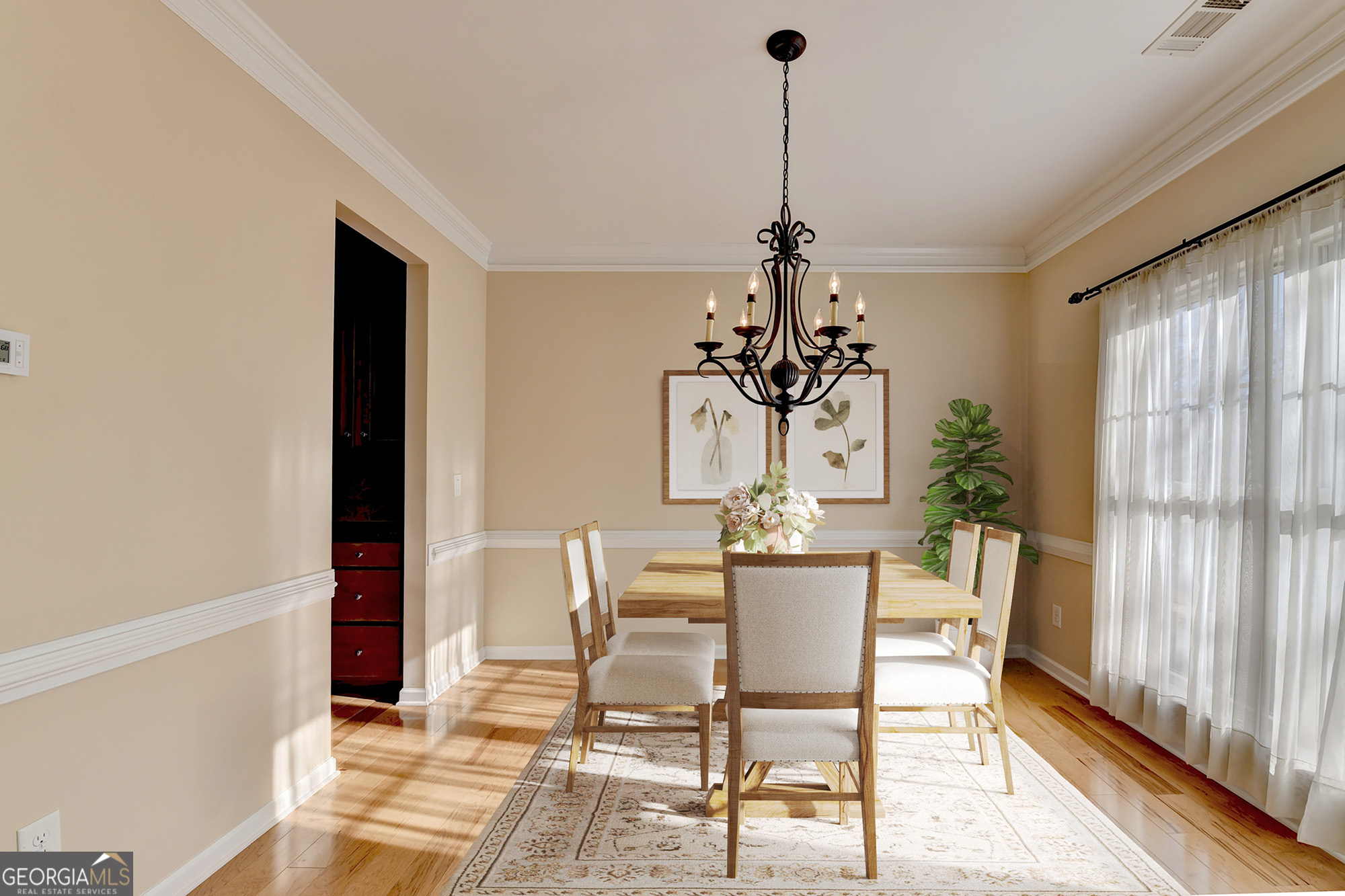 7911 Brass Lantern DR