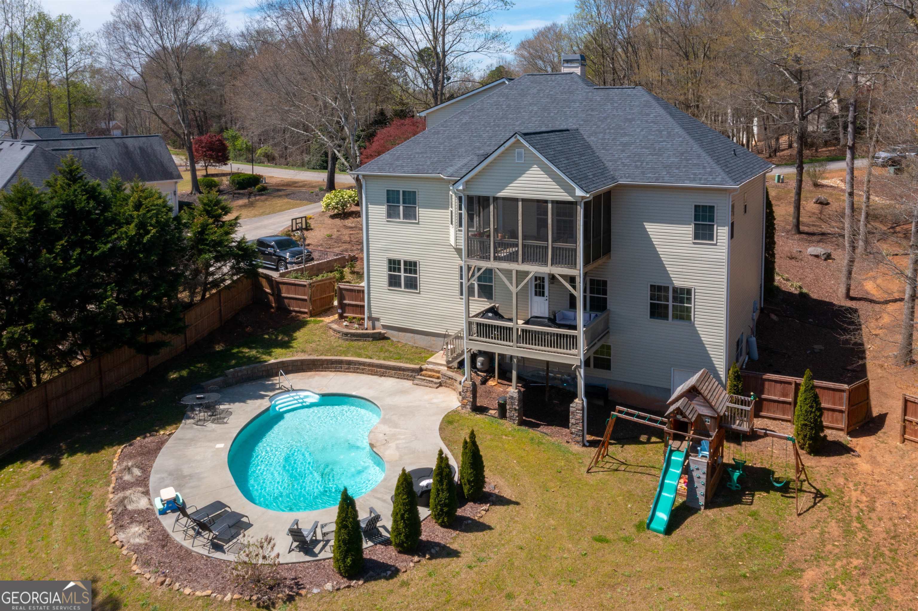 4742 Thunder River DR