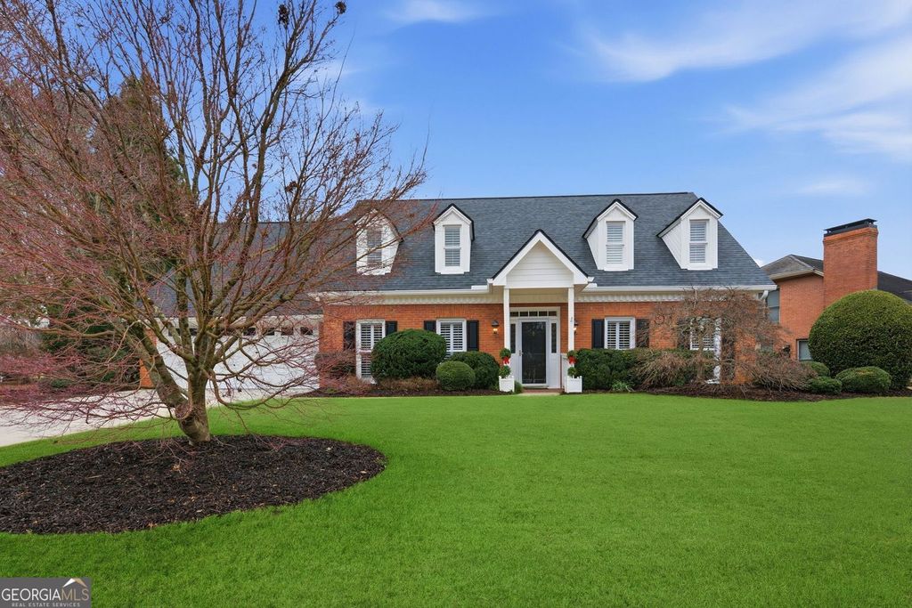 Photo of 400 Carybell Lane, Alpharetta, GA 30004 (MLS # 10657199)