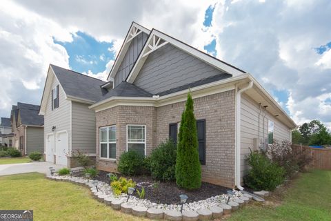 A home in Newnan